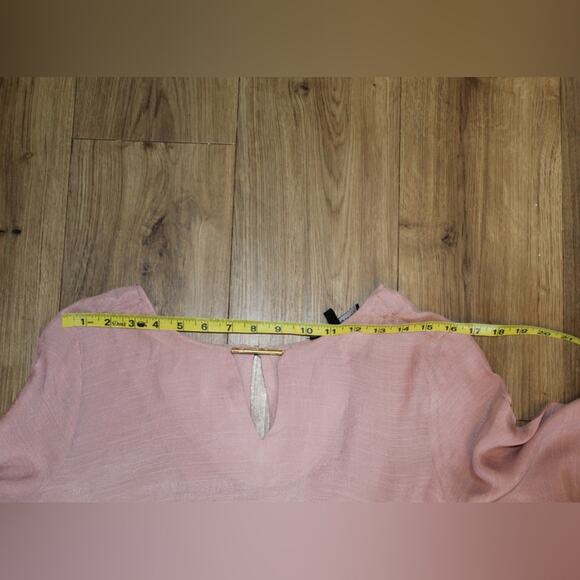 Harve Bernard Blush Pink Long Sleeve Boho Blouse Keyhole Neck Women’s Medium - Picture 7 of 8